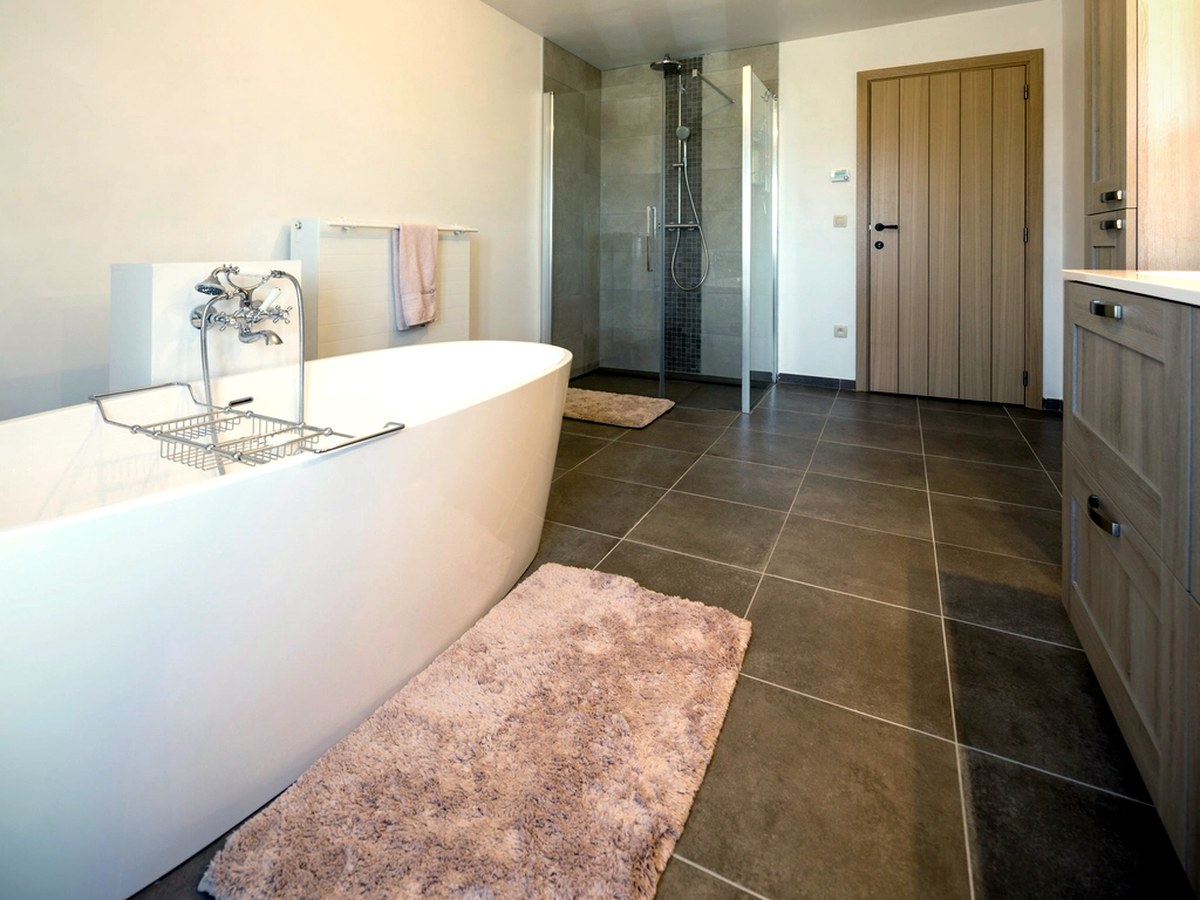 Renovation & Refurbishment Across Europe Illustration: edge trim and finish detail work